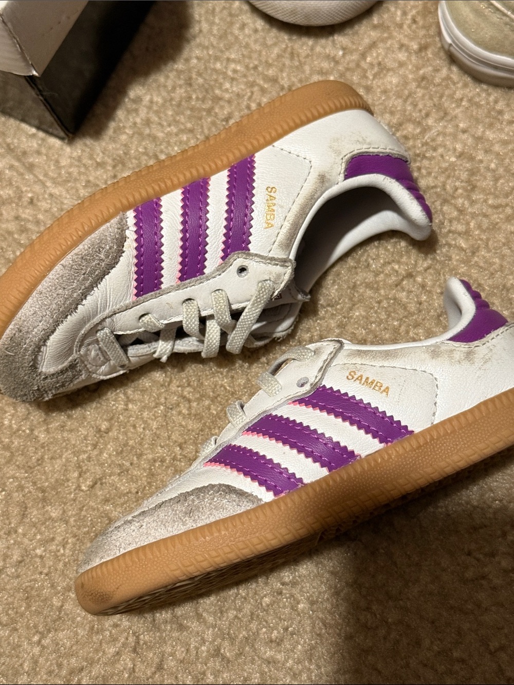 adidas Kids Samba Sneakers in White, Purple and Gum - Picture 3 of 3